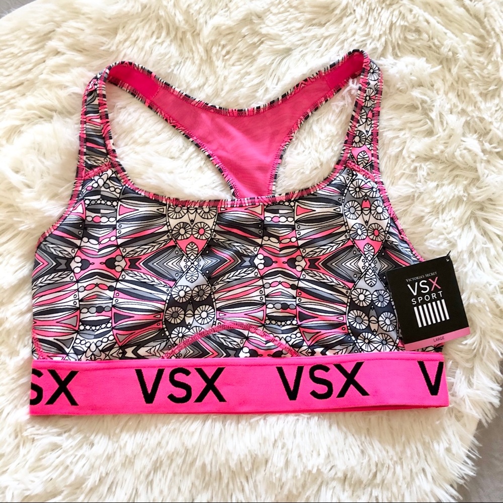 NWT Victoria’s Secret The Player Sport Bra medium
